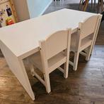Kindertafel met twee stoelen, Ophalen, Zo goed als nieuw, Tafel(s) en Stoel(en)
