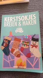 Een patronen boek van kerstsokjes, Ophalen of Verzenden, Zo goed als nieuw, Haken, Patroon of Boek