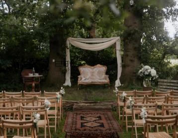 Crème Kleurige Stof Perfect Voor Backdrop Bruiloft beschikbaar voor biedingen
