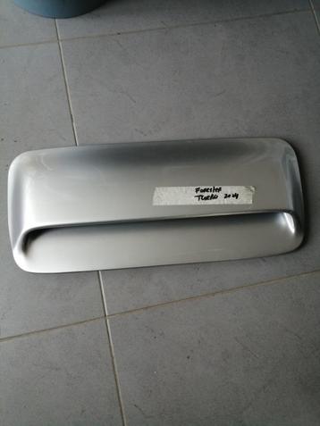 Luchthapper/scoop SUBARU FORESTER SF  1997/2001 kleur grijs  beschikbaar voor biedingen