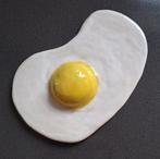 Spiegelei, wanddecoratie, keramiek, Ophalen of Verzenden, Zo goed als nieuw