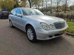 Mercedes-Benz E-Klasse 1.8 E200 Kompr Combi AUT 2005 Grijs, Auto's, Automaat, Zwart, 4 cilinders, 163 pk