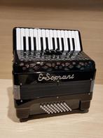E.Soprani 428KK accordeon 48 bassen slechts 5,9 kg, Overige merken, 48-bas, Nieuw, Met riemen