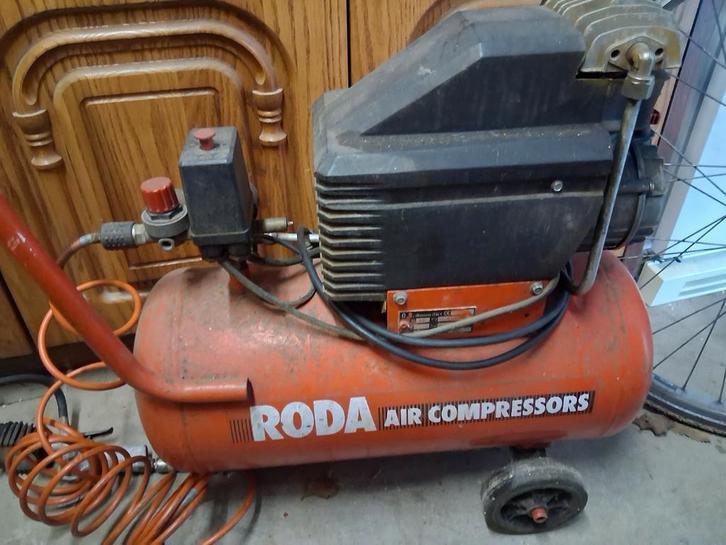 RODA Air Compressor - Gebruikt, Doe-het-zelf en Verbouw, Compressors, Ophalen
