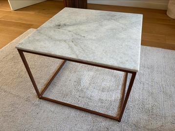 Salontafel marmer 60x60 van Madam Stolz