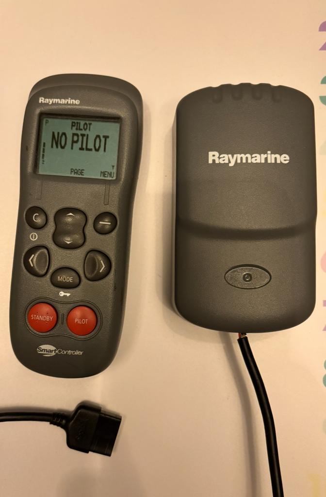 Raymarine Smartcontroller A18105 + Basisstation, Watersport en Boten, Navigatiemiddelen en Scheepselektronica, Gebruikt, Ophalen of Verzenden