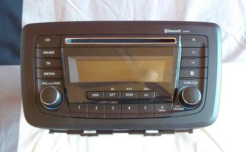 Suzuki Baleno Radio Cd Speler met Bluetooth. FT68PF