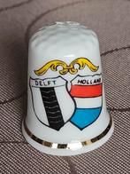 Vingerhoedje dubbel wapenschildje Delft/Holland, Verzamelen, Vingerhoedjes, Zo goed als nieuw, Verzenden
