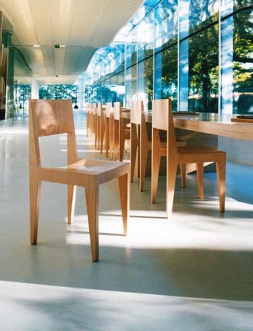 DESIGN STOELEN T.O.M. beschikbaar voor biedingen