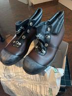 Nieuwe BATA werk schoenen mast 44W, Ophalen of Verzenden, Nieuw