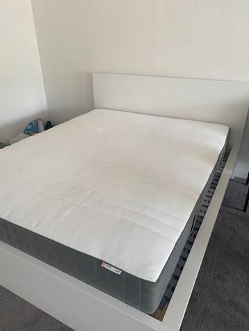 Malm bed 160x200 met matras
