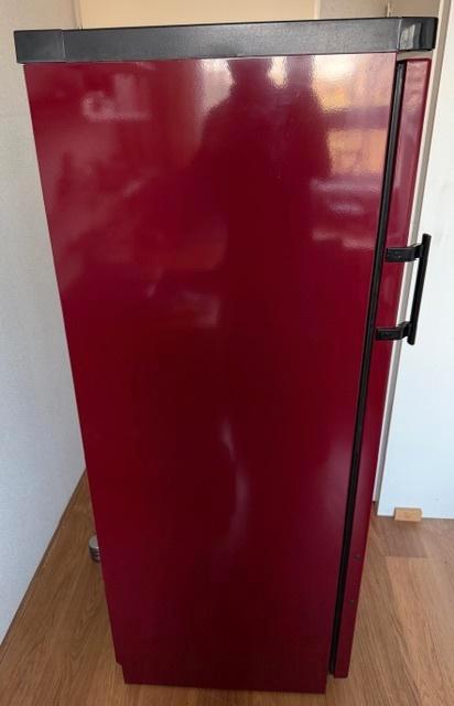 Nette rode Liebherr Wijn klimaatkast, Witgoed en Apparatuur, Koelkasten en IJskasten, Zo goed als nieuw, Zonder vriesvak, 200 liter of meer