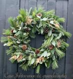 Landelijke kerstkrans met nobilis en dennenappels, Huis en Inrichting, Ophalen, Nieuw