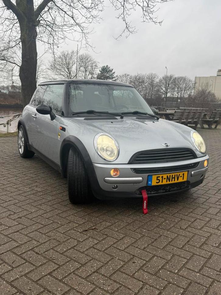 LUXE | Mini Cooper 2003 Grijs|NAVI|CRUISE|PANO|LEERSTOELEN, Auto's, Mini, Particulier, Cooper, Bluetooth, Boordcomputer, Climate control