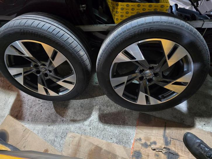 Audi Etron 20 inch velgen met zomerbanden, Auto-onderdelen, Banden en Velgen, Banden en Velgen, Zomerbanden, 20 inch, Personenwagen