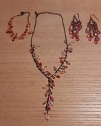 Ketting, oorbellen en armband, Ophalen of Verzenden, Gebruikt, Overige materialen