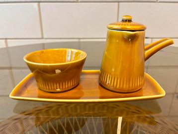 Vintage Aardewerk roomstel amber Goedewaagen holland beschikbaar voor biedingen