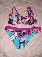 Bikini nieuw kaartje en hygiëne strip zit er nog op en aan, Ophalen of Verzenden, Nieuw, Bikini