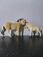 Schleich Fjord Merrie 13754 Retired en veulen 13755, Ophalen of Verzenden, Paard, Beeldje of Figuurtje