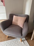 Grijze fauteuil op houten pootjes - Zeer nette staat!, Huis en Inrichting, Fauteuils, Ophalen, Minder dan 75 cm, Zo goed als nieuw