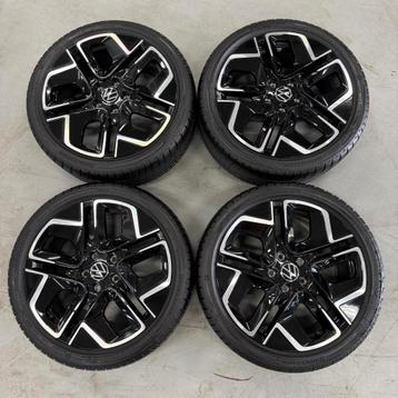 18" Org. VW Golf 8 Winterset R-line York Velgen Winterbanden beschikbaar voor biedingen