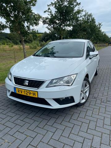 Seat leon 1.2 TSI Style Business Cruise|CarPlay|trekh|stoelv beschikbaar voor biedingen