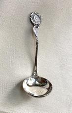 Keltum - verzilverd roomlepeltje met Zonnebloem, Ophalen of Verzenden, Zo goed als nieuw, Zilver, Los bestek