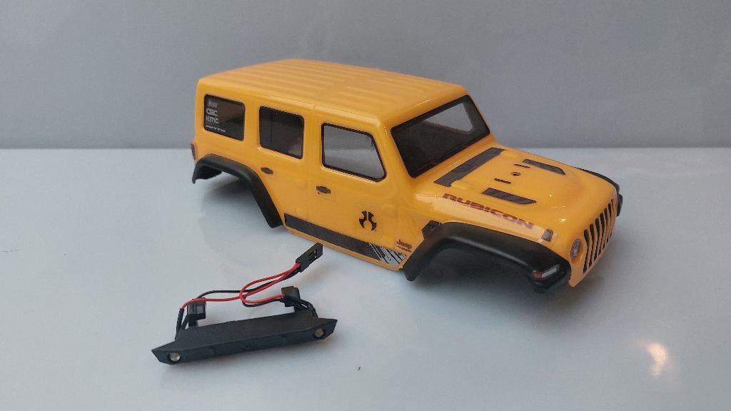 Axial SCX24 Jeep Wrangler JLU body met bumpers, Elektro, Gebruikt, Auto offroad, Ophalen of Verzenden