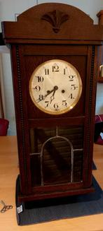 Antieke Klok, Ophalen