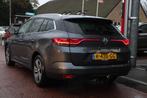 RENAULT Mégane Estate 1.0 TCe *Intens* | All-Seasons | Trek, Auto's, Renault, 1224 kg, Gebruikt, Leder en Stof, Origineel Nederlands