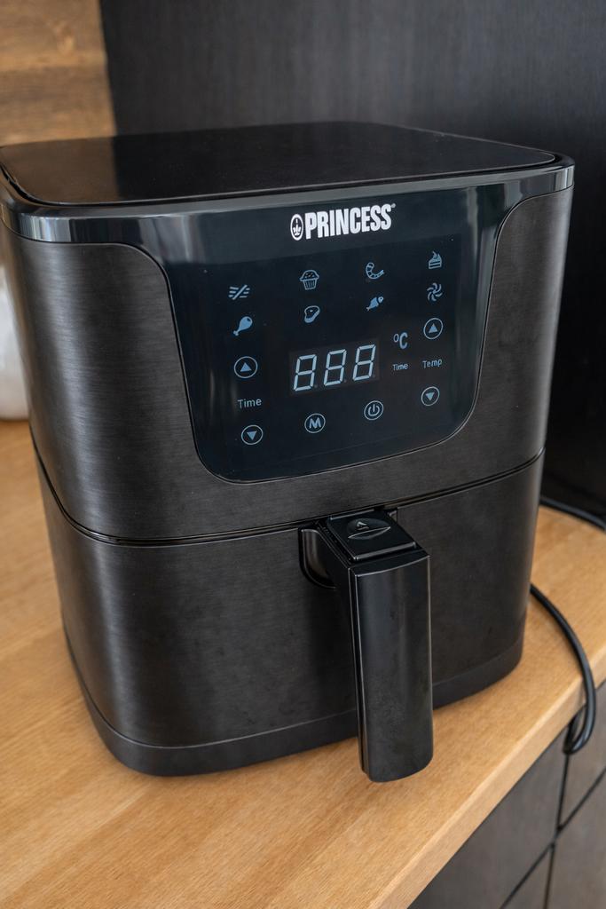 Princess Aerofryer Zwart - Model 183014, Ophalen, Gebruikt, Airfryer, 1000 t/m 1499 gram