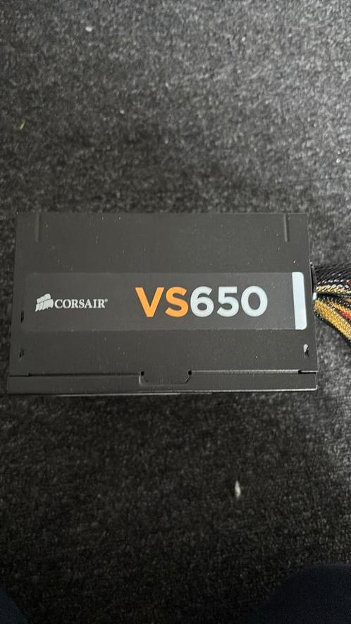 Corsair vs650 voeding, Computers en Software, Interne voedingen, Zo goed als nieuw, Ophalen of Verzenden