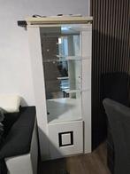Witte vitrinekast met glazen planken, Minder dan 50 cm, Met deur(en), Ophalen of Verzenden, Zo goed als nieuw
