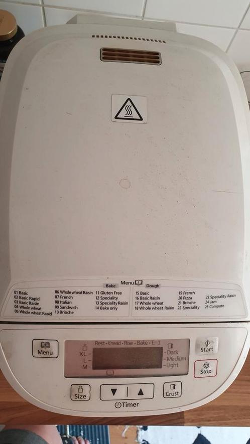 Broodbakmachine SD 2500, Witgoed en Apparatuur, Broodbakmachines, Gebruikt, Met timer, Meer dan 10 programma's, Warmhoudfunctie