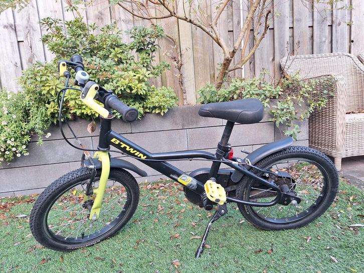 B'Twin Kinderfiets, Fietsen en Brommers, Fietsen | Jongens, Gebruikt, 16 inch, Handrem, Ophalen