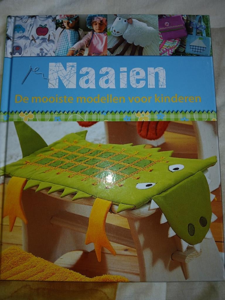 2 naaiboeken., Ophalen of Verzenden, Paspop