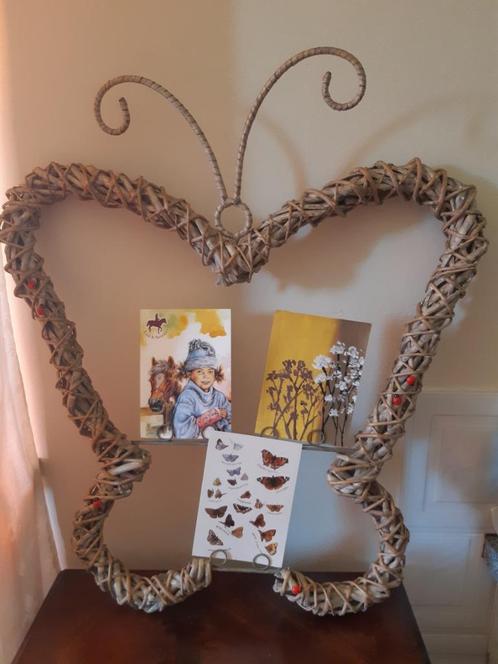 Grote vlinder van riet/rotan voor foto's, kaarten of memo's, Huis en Inrichting, Woonaccessoires | Memoborden, Zo goed als nieuw