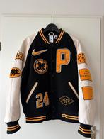 Nike x Patta Running Team Varsity Jacket, Maat 52/54 (L), Zwart, Nike, Ophalen of Verzenden