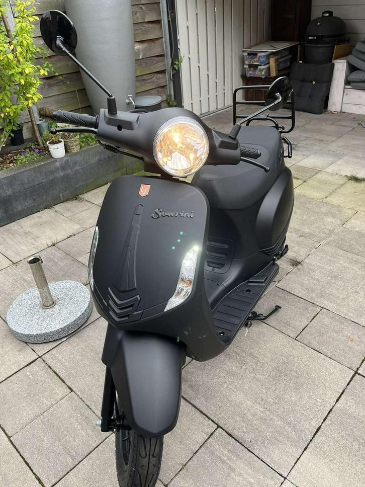 La souris sourini, Fietsen en Brommers, Snorfietsen en Snorscooters, Zo goed als nieuw, Ophalen of Verzenden