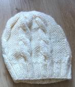 Witte kabelgebreide muts wintermuts van H&M, Kleding | Dames, Mutsen, Sjaals en Handschoenen, Maat 38/40 (M), H&M, Nieuw, Ophalen of Verzenden