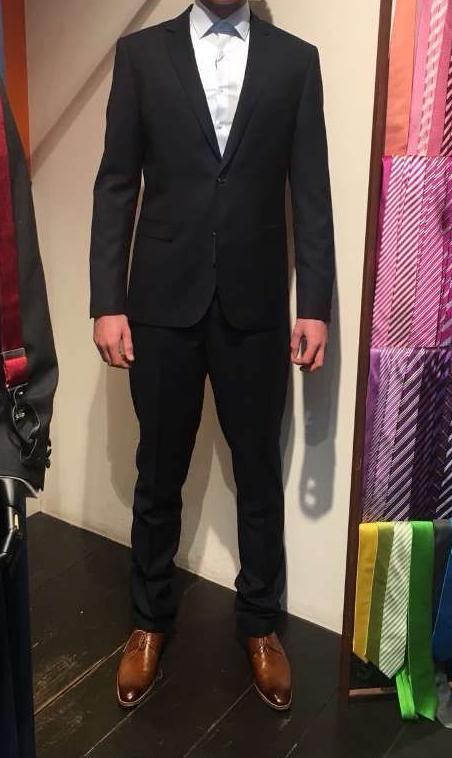 Donkerblauw herenkostuum zgan, Kleding | Heren, Kostuums en Colberts, Zo goed als nieuw, Maat 48/50 (M), Blauw, Ophalen of Verzenden