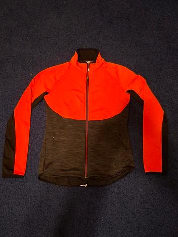 Decathlon Sportjas Maat 12-13 beschikbaar voor biedingen