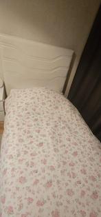 Kast ikea en Bed met opbergruimte, Gebruikt, 90 cm, Eenpersoons, Ophalen of Verzenden