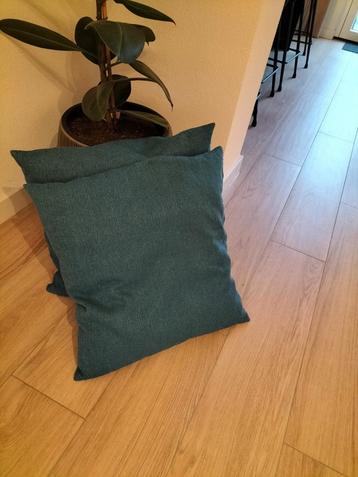 Woonkussen 60x60cm - 2 stuks beschikbaar voor biedingen