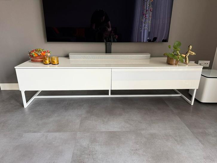 Hoogglans Wit TV Dressoir - 180cm, Huis en Inrichting, Kasten | Televisiemeubels, Zo goed als nieuw, Minder dan 100 cm, 150 tot 200 cm