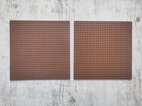 2 vintage LEGO bouwplaten baseplates bruin 32x32 1978 zgan, Kinderen en Baby's, Speelgoed | Duplo en Lego, Zo goed als nieuw, Lego