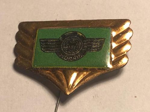 Metalen MORRIS Automerk Speld (Groen/Zwart/Goudkleur)., Verzamelen, Speldjes, Pins en Buttons, Zo goed als nieuw, Speldje of Pin