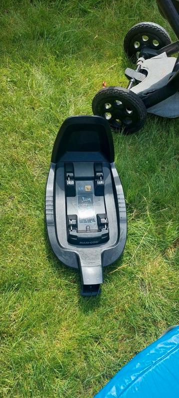 Maxi-Cosi Family Fix 2 isofix  beschikbaar voor biedingen