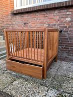 Houten ledikant met lade, Ophalen, Gebruikt, Ledikant