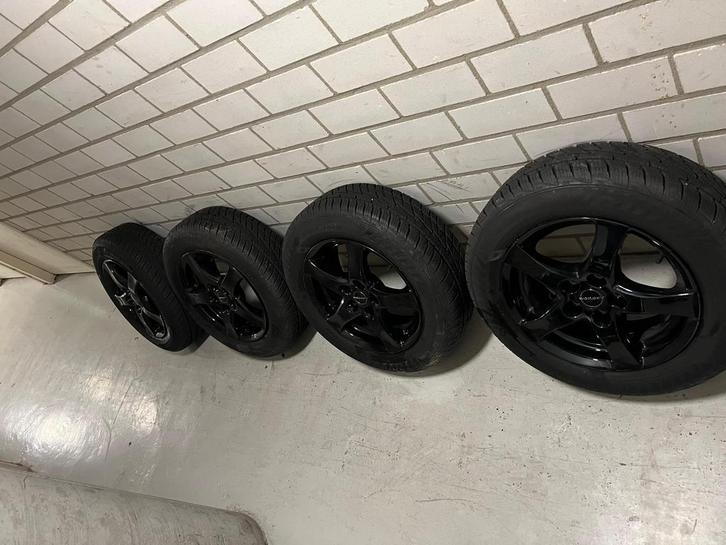 Winterbanden, Motoren, Tuning en Styling, Ophalen